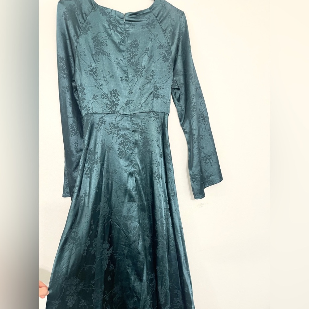Modest emerald green long sleeve dress waist tie silk like material SHEIN